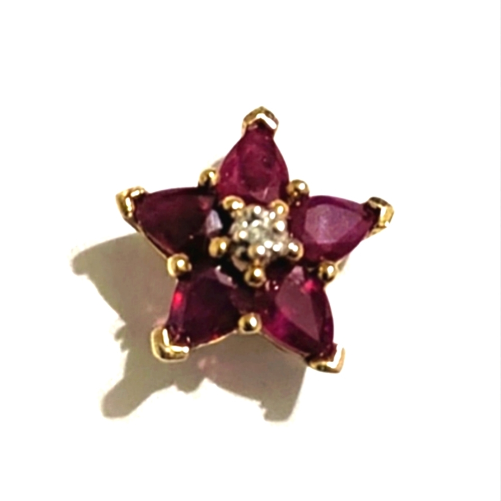 10k Yellow Gold Ruby Star Cluster Pendant